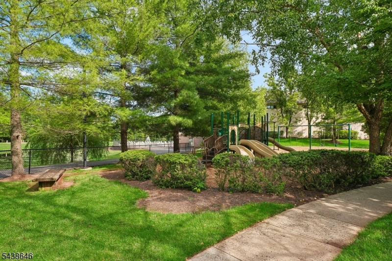 Pike Run Villas - Residential