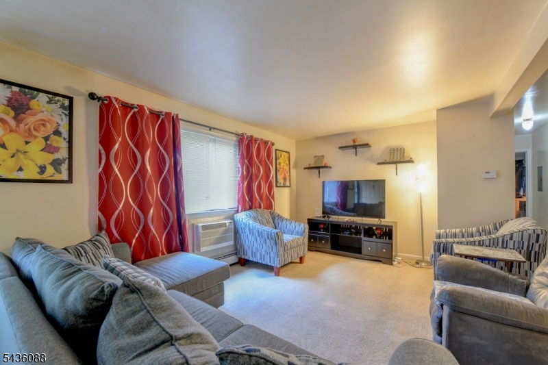 Wyndmoor - Residential