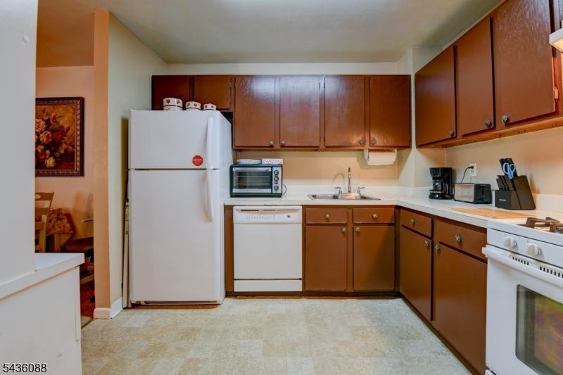 Wyndmoor - Residential