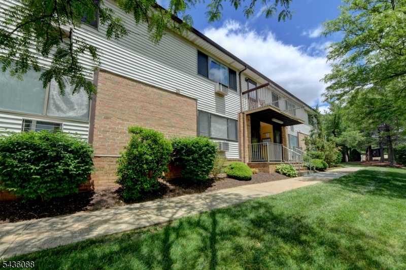 Wyndmoor - Residential