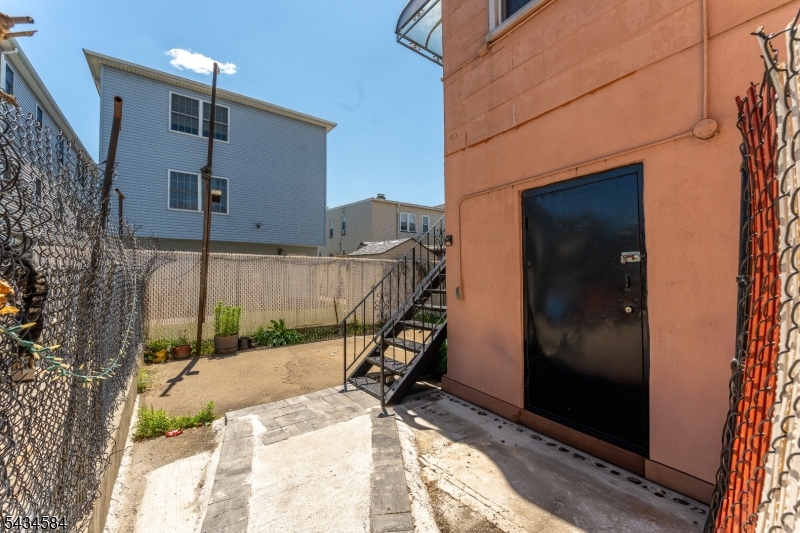 Mattano Park - Residential Income