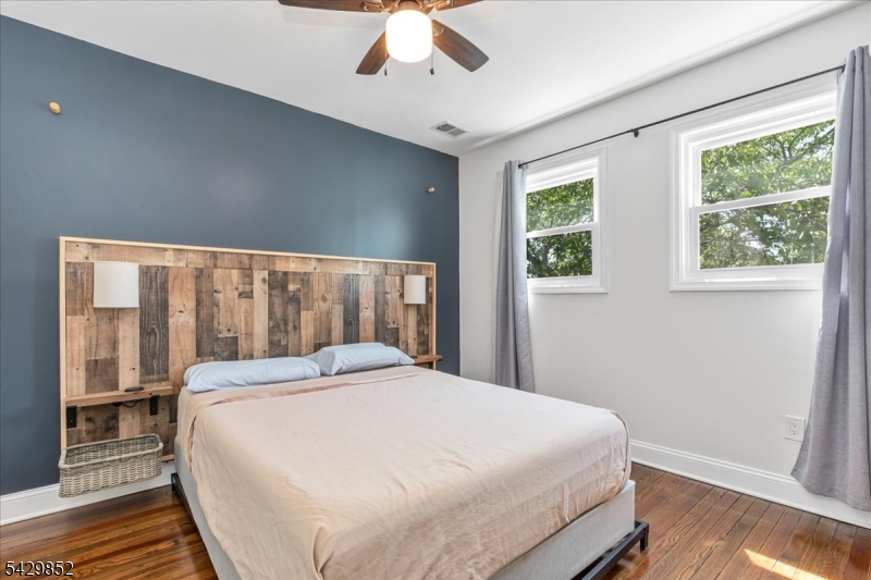 Lincoln Park - Residential