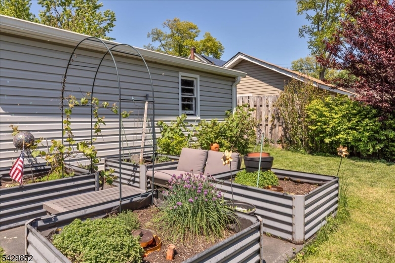 Lincoln Park - Residential