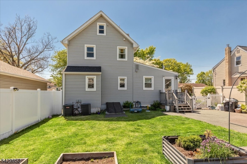 Lincoln Park - Residential