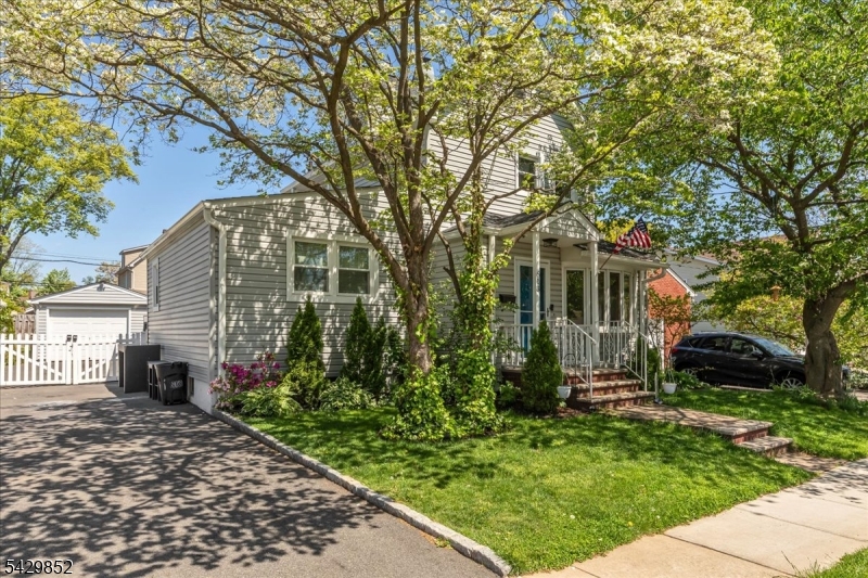 Lincoln Park - Residential