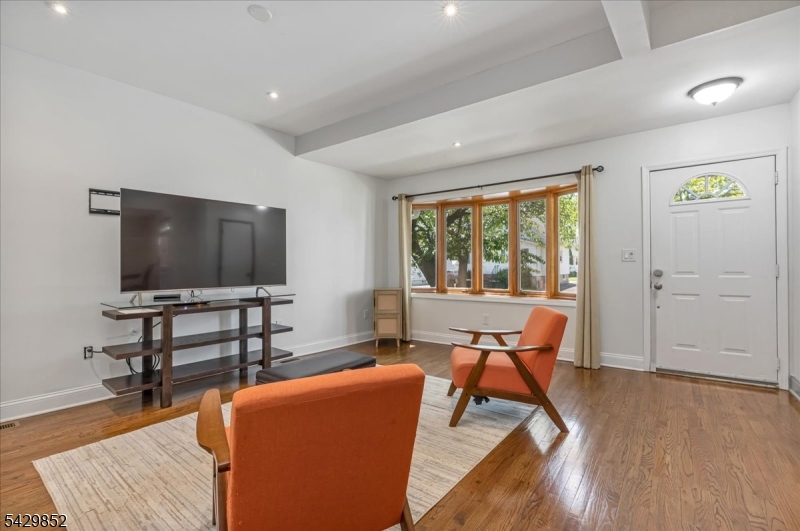Lincoln Park - Residential