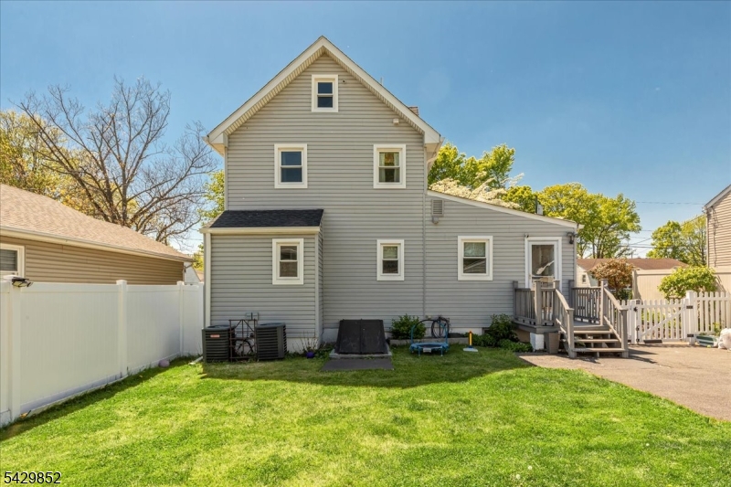 Lincoln Park - Residential