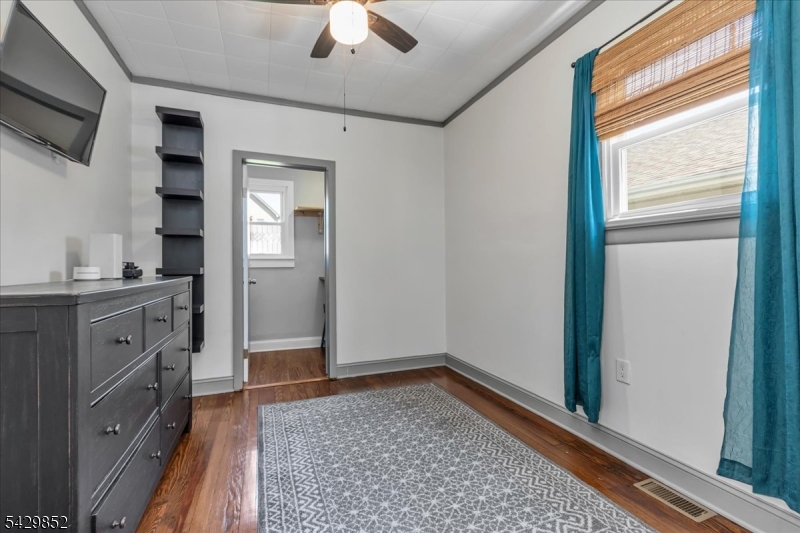 Lincoln Park - Residential