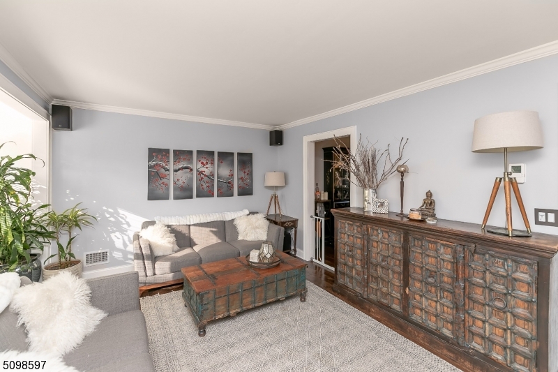 DOWNTOWN - Residential