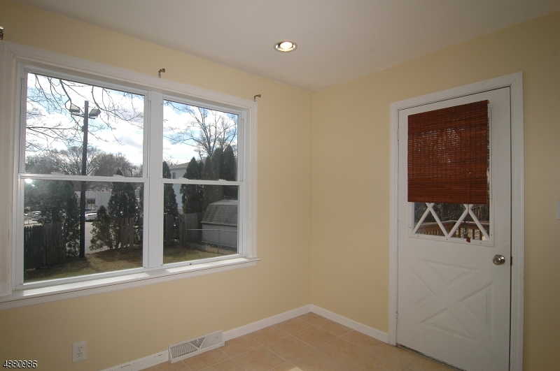 OAKVIEW - Residential