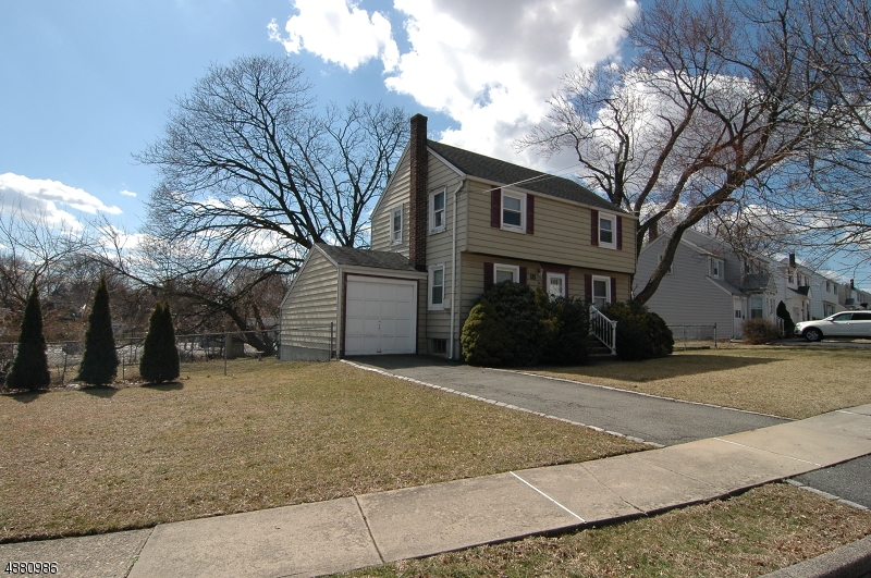 OAKVIEW - Residential