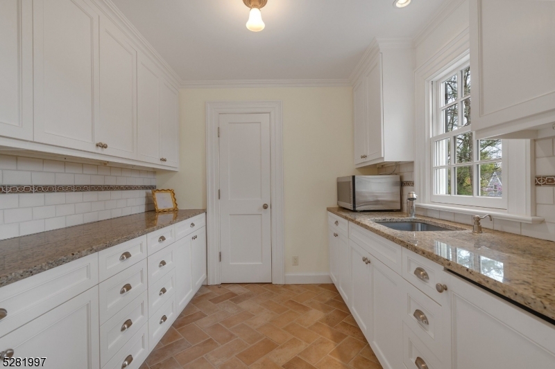 Old Short Hills - Residential