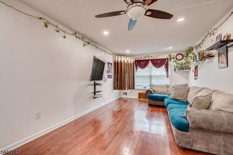 Village Pointe - Residential