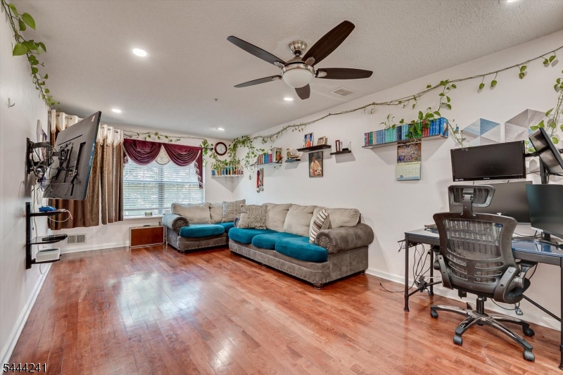Village Pointe - Residential