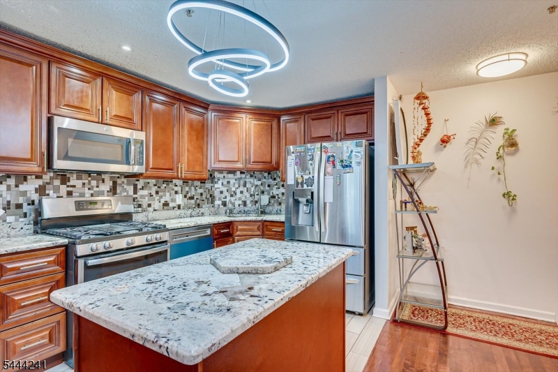Village Pointe - Residential