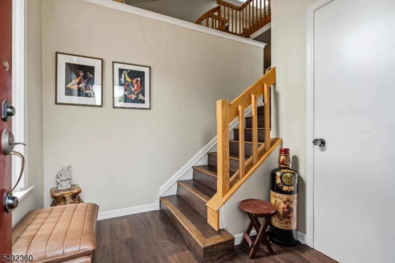 The Pointe Galloping Hill - Residential