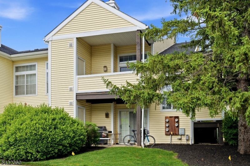 The Pointe Galloping Hill - Residential