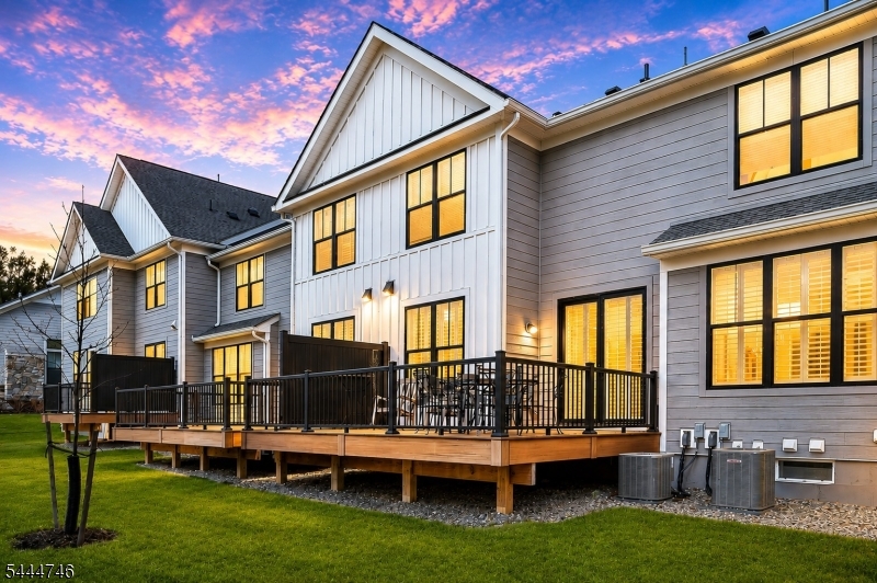 Villas at Warren - Residential