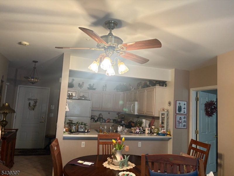 Fox Hills - Residential