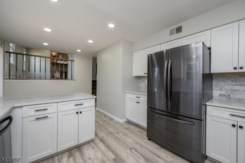 Hickory Knolls - Residential