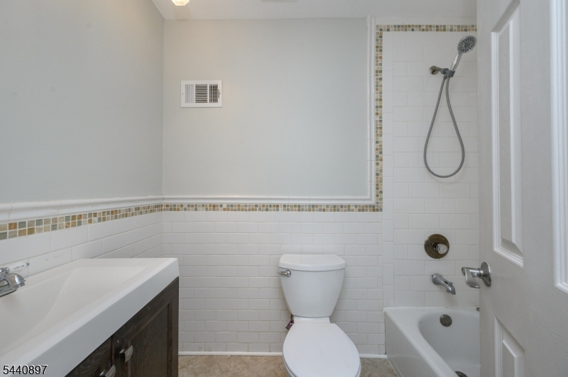 Hickory Knolls - Residential