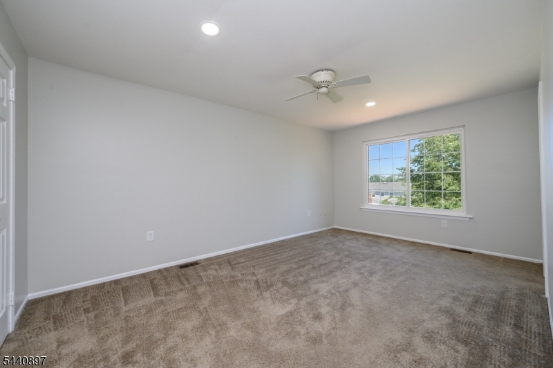 Hickory Knolls - Residential