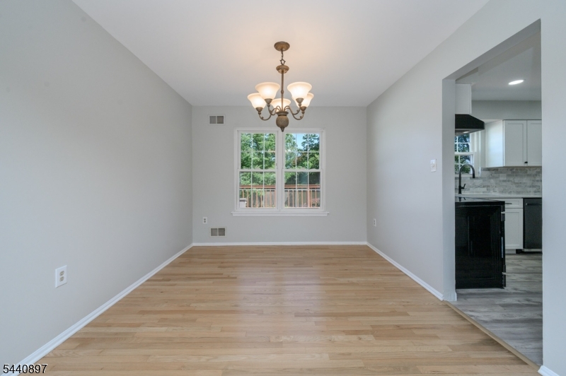 Hickory Knolls - Residential