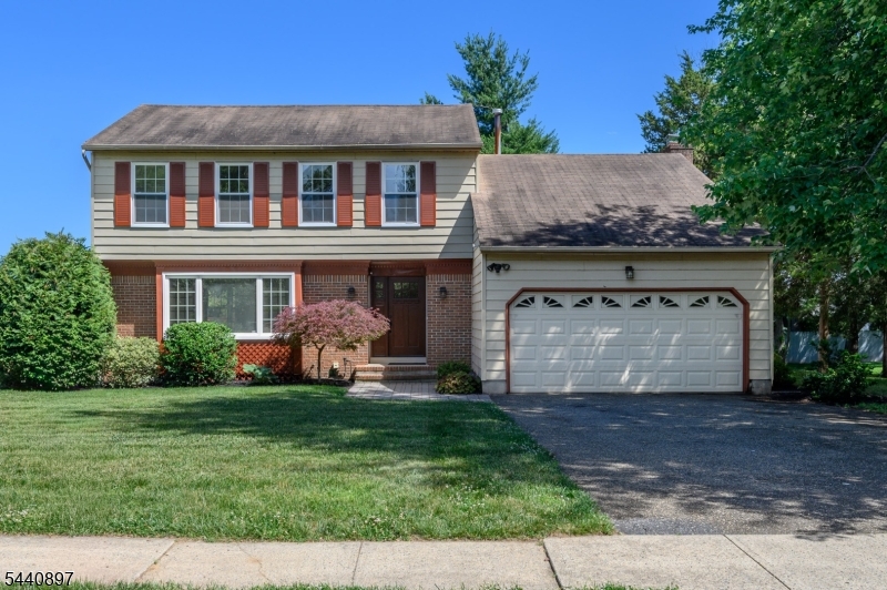 Hickory Knolls - Residential