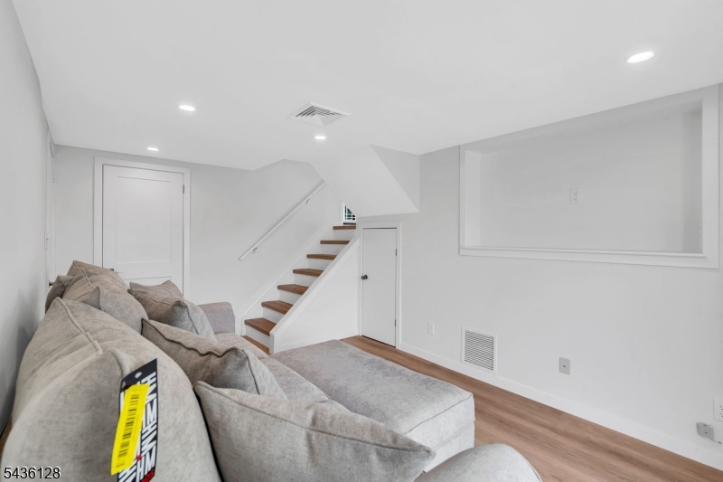 Bayville/ Berkeley Shores - Residential
