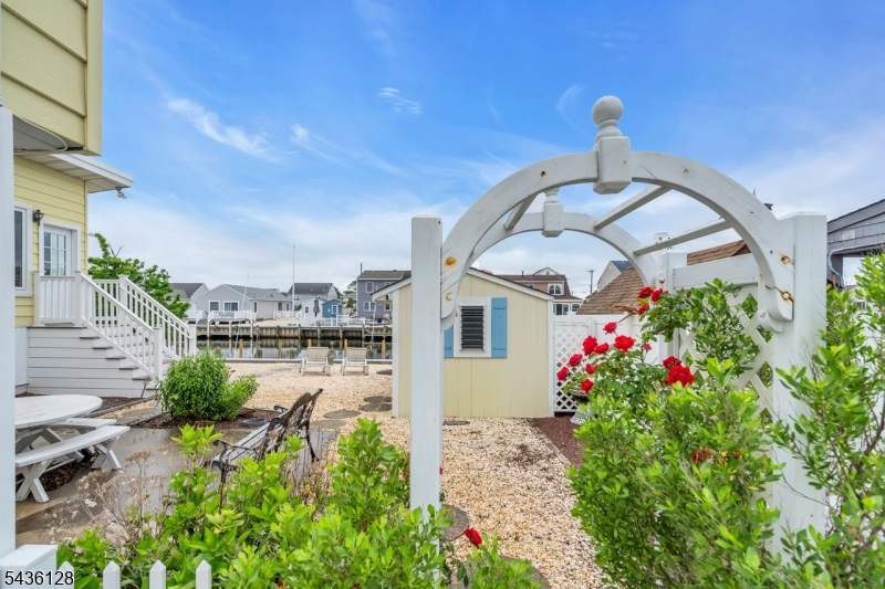 Bayville/ Berkeley Shores - Residential