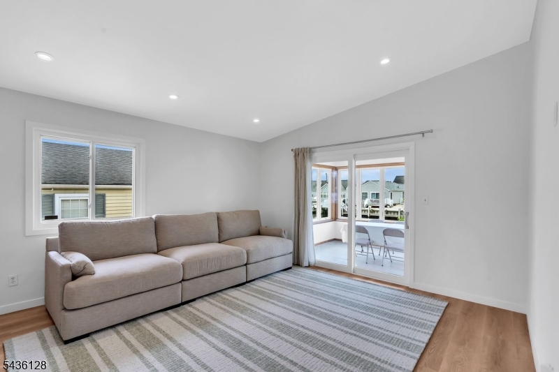 Bayville/ Berkeley Shores - Residential