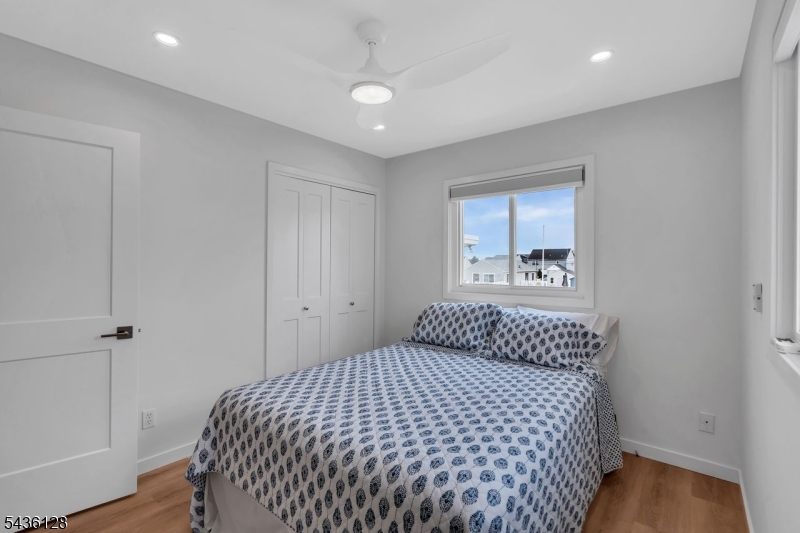 Bayville/ Berkeley Shores - Residential