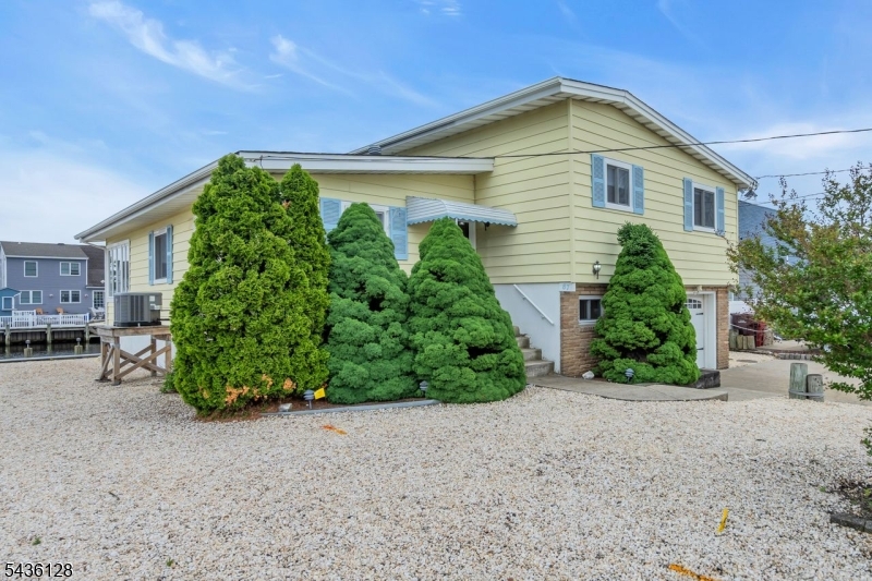 Bayville/ Berkeley Shores - Residential