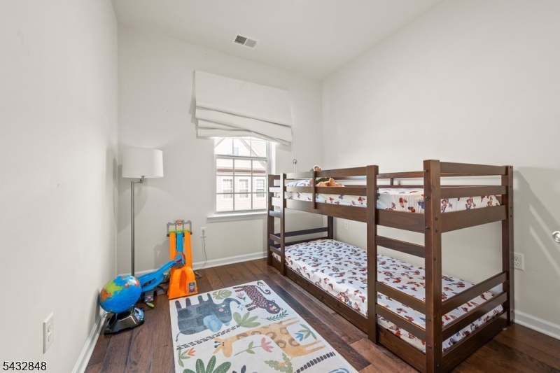 Livingston Square - Residential