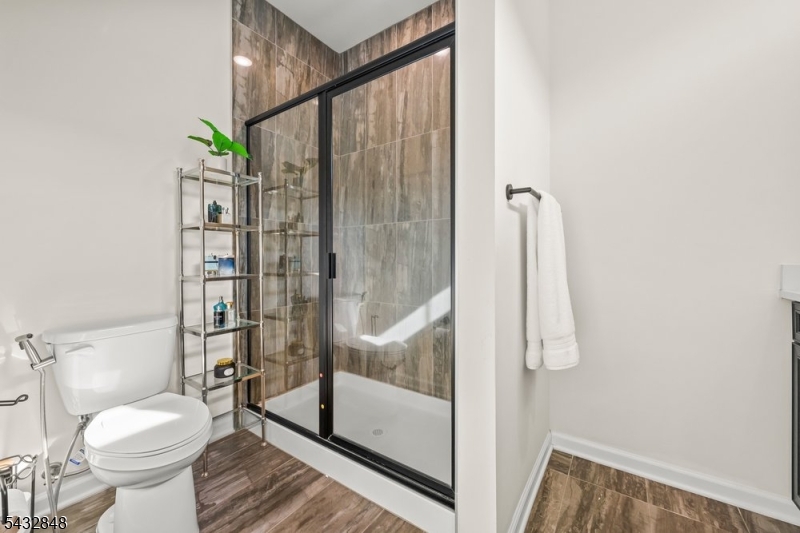 Livingston Square - Residential