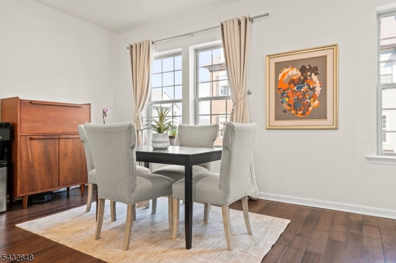 Livingston Square - Residential