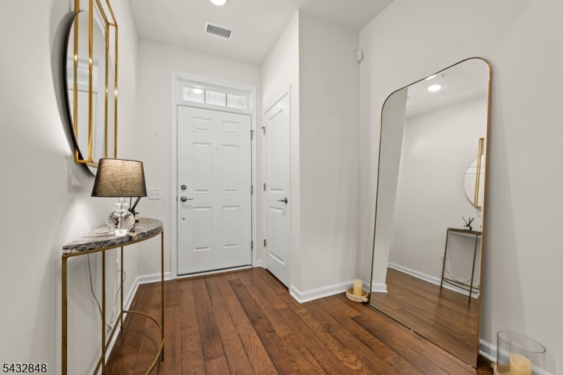 Livingston Square - Residential
