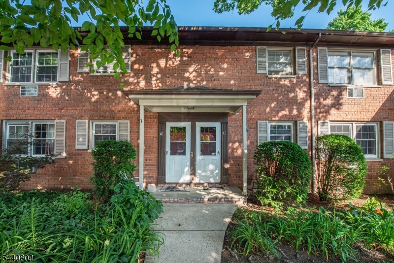 Lakeside Village - Residential Lease
