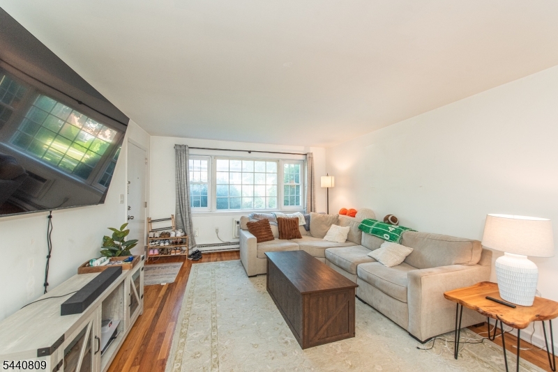 Lakeside Village - Residential Lease