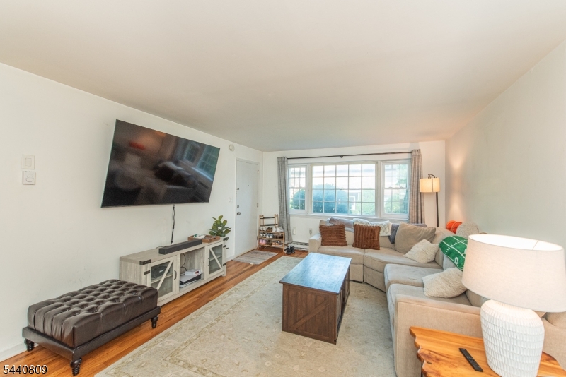 Lakeside Village - Residential Lease