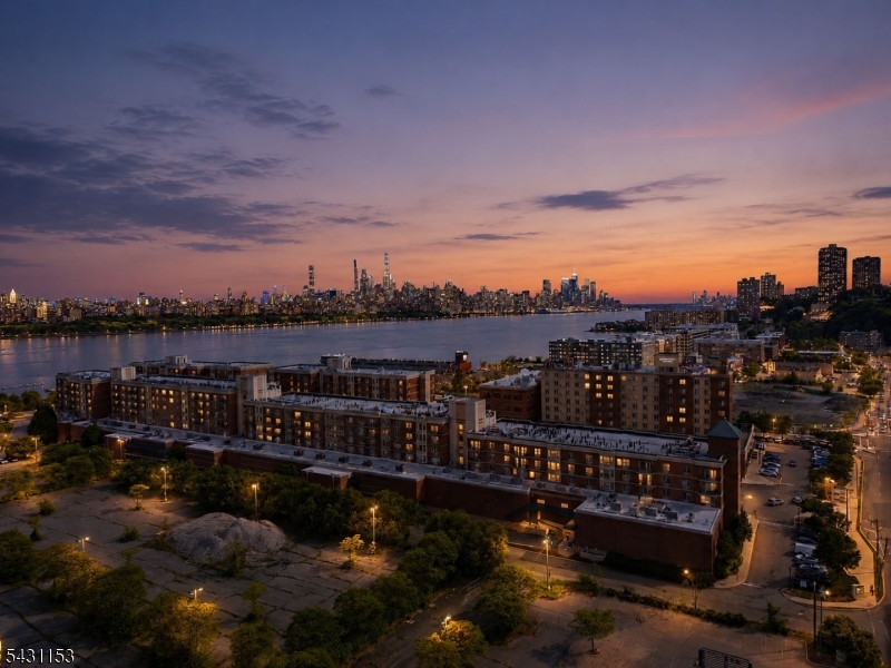 The Peninsula At City Place - Residential