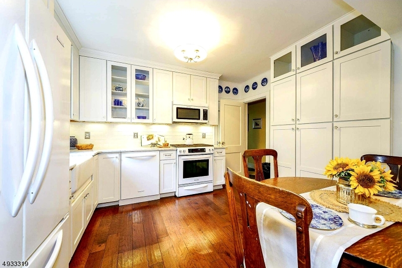 Convent Station - Residential