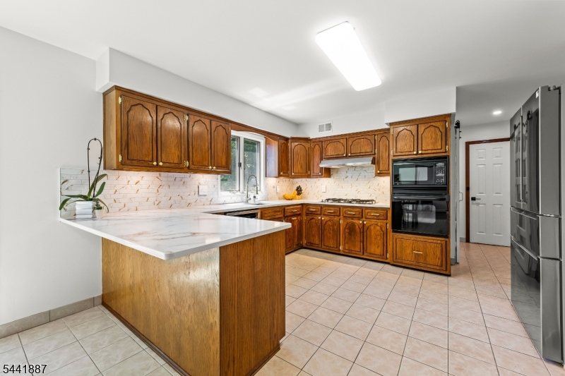 Williamsburg Estates - Residential