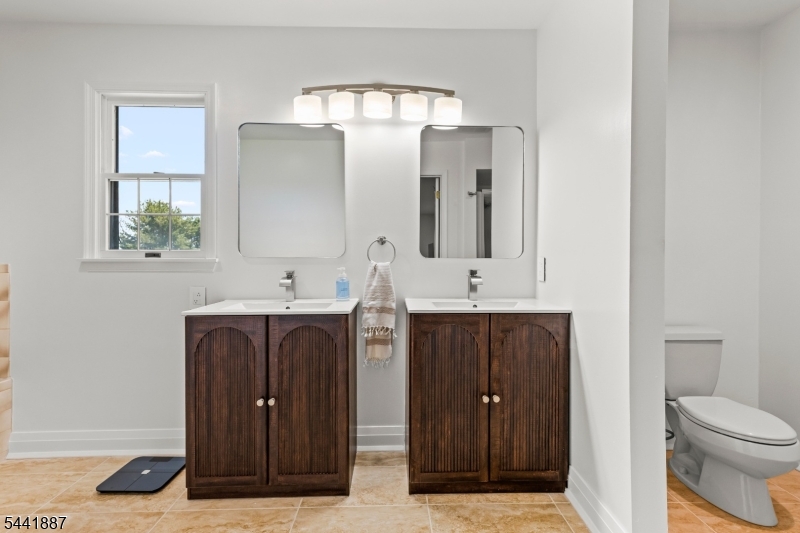 Williamsburg Estates - Residential