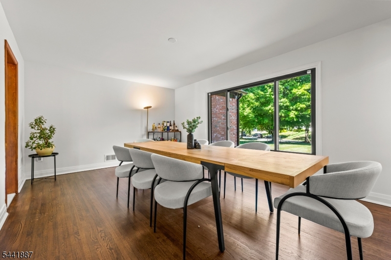 Williamsburg Estates - Residential