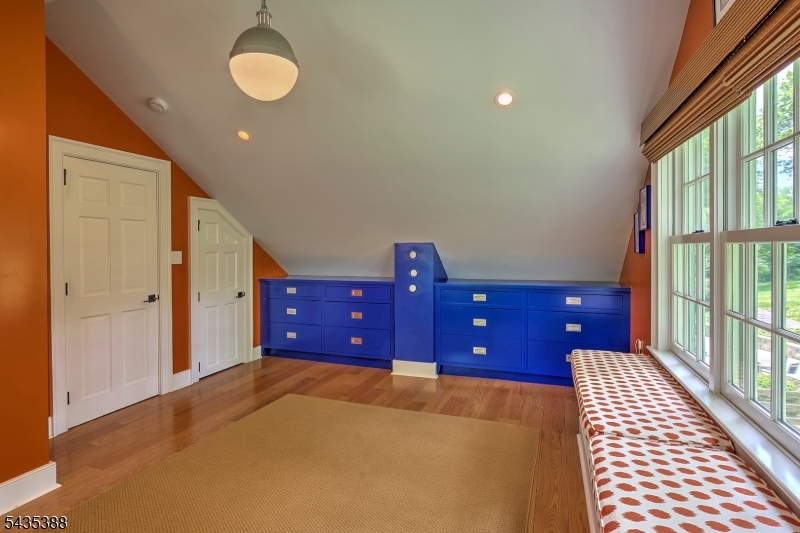 Bernardsville Mountain - Residential