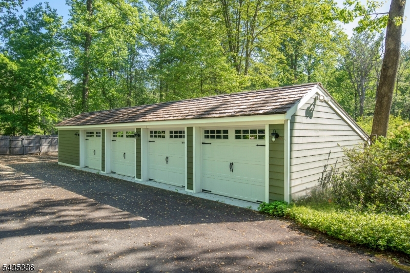 Bernardsville Mountain - Residential