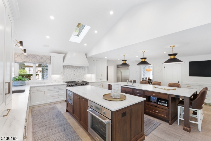 Roxiticus Valley/Far Hills - Residential