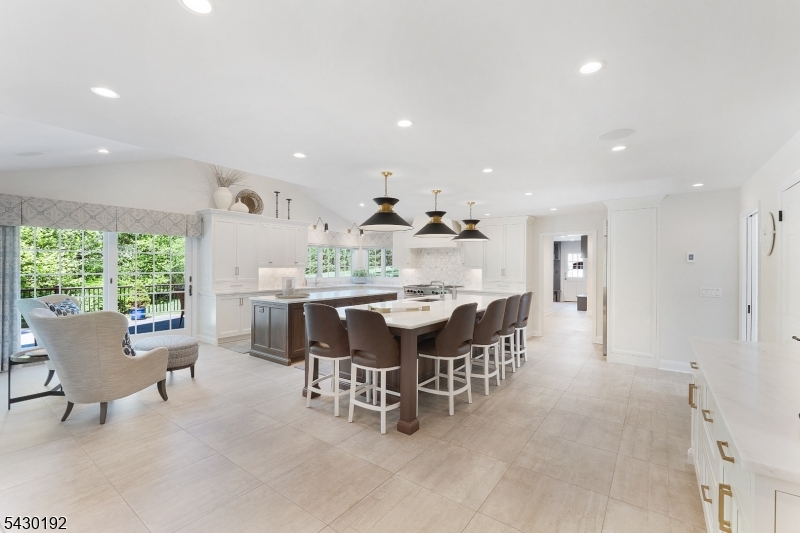 Roxiticus Valley/Far Hills - Residential