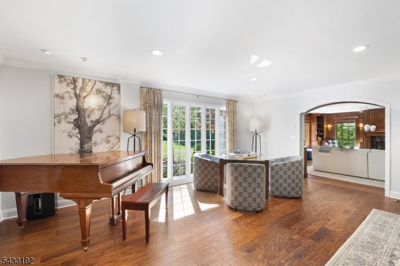 Roxiticus Valley/Far Hills - Residential